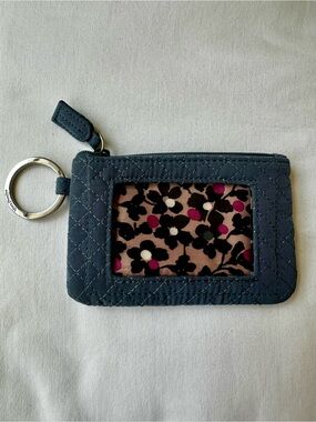 VERA BRADLEY Blue Quilted Zip ID Case Keychain Card Holder Wallet NWOT Floral ID